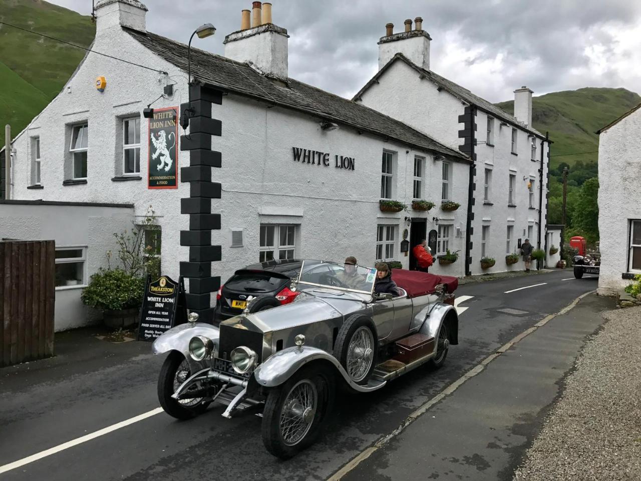 The White Lion Inn Penrith Exterior photo